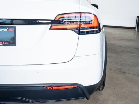 Used 2022 Tesla Model X image 26