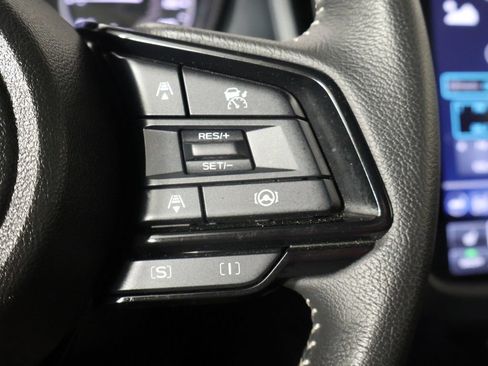 Used 2025 Subaru Forester Premium AWD/4WD image 40