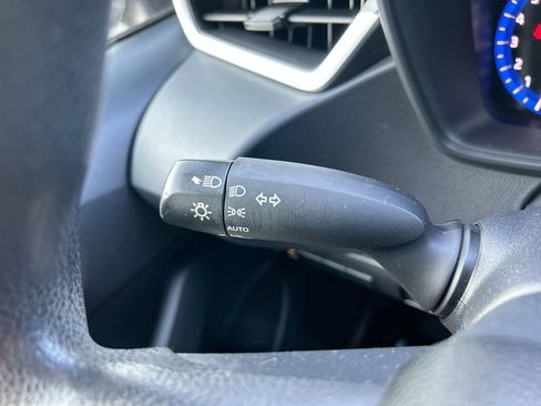 Used 2022 Toyota Corolla LE FWD image 20