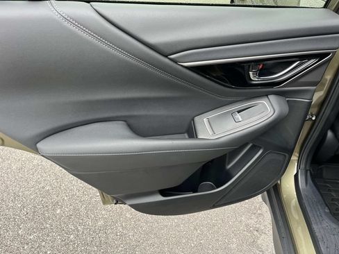 Used 2022 Subaru Outback Limited AWD/4WD image 19