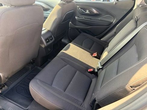 Used 2024 GMC Terrain SLE w/ Driver Convenience Package AWD/4WD image 21