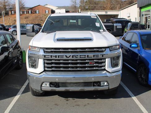 Used 2020 Chevrolet Silverado 3500 LTZ w/ Technology Package image 2