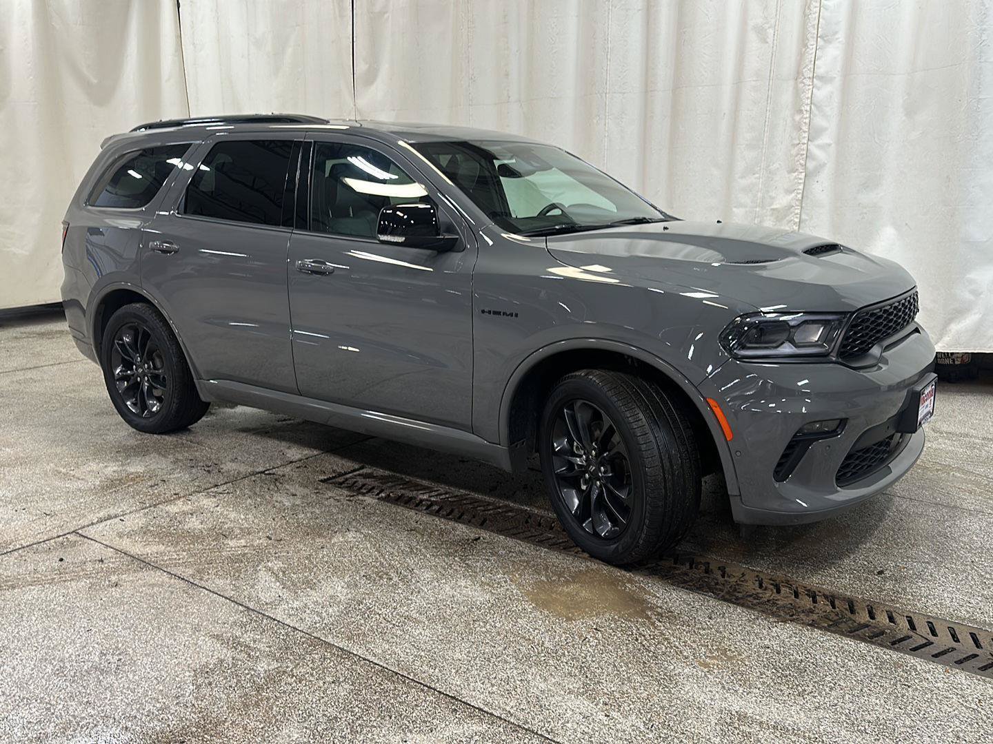 Used 2023 Dodge Durango R/T AWD/4WD image 7