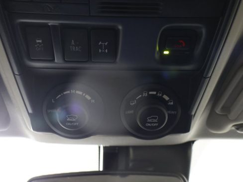 Used 2024 Toyota 4Runner TRD Off-Road Premium image 47