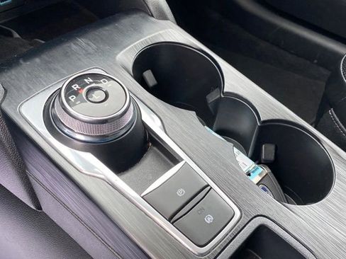 Used 2023 Ford Escape Platinum image 12