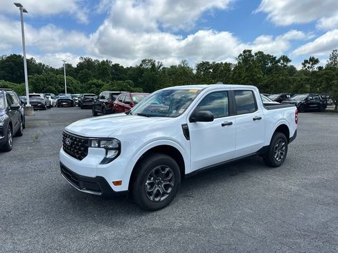 Used 2026 Ford Maverick XLT FWD image 3