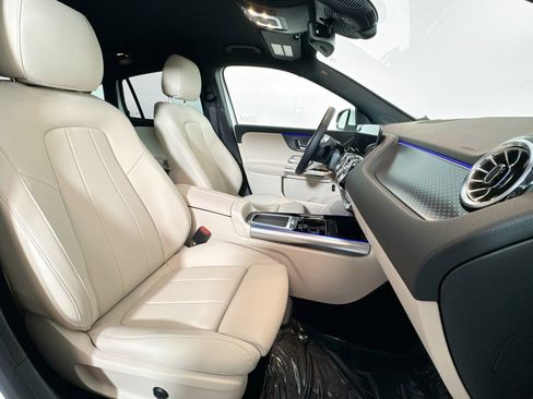 Certified 2025 Mercedes-Benz GLA 250 image 26