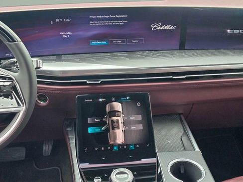New 2026 Cadillac Escalade Sport w/ Touring Package AWD/4WD image 18