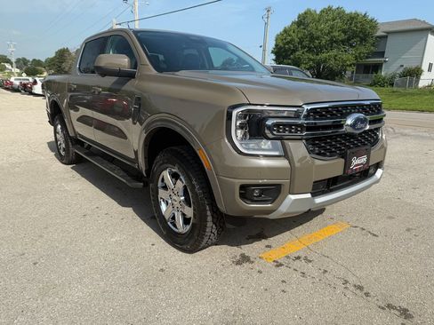 New 2026 Ford Ranger Lariat w/ FX4 Off-Road Package AWD/4WD image 3
