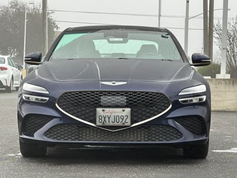 Used 2022 Genesis G70 3.3T w/ Sport Advanced Package image 9