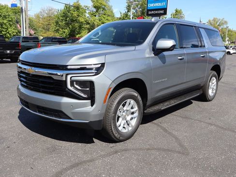 New 2026 Chevrolet Suburban LS w/ Max Trailering Package AWD/4WD image 26