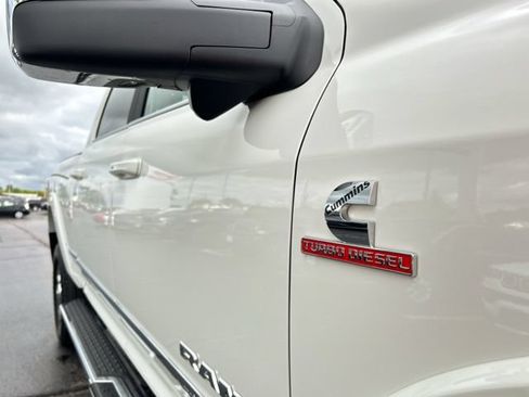 Used 2024 RAM 2500 Limited AWD/4WD image 15