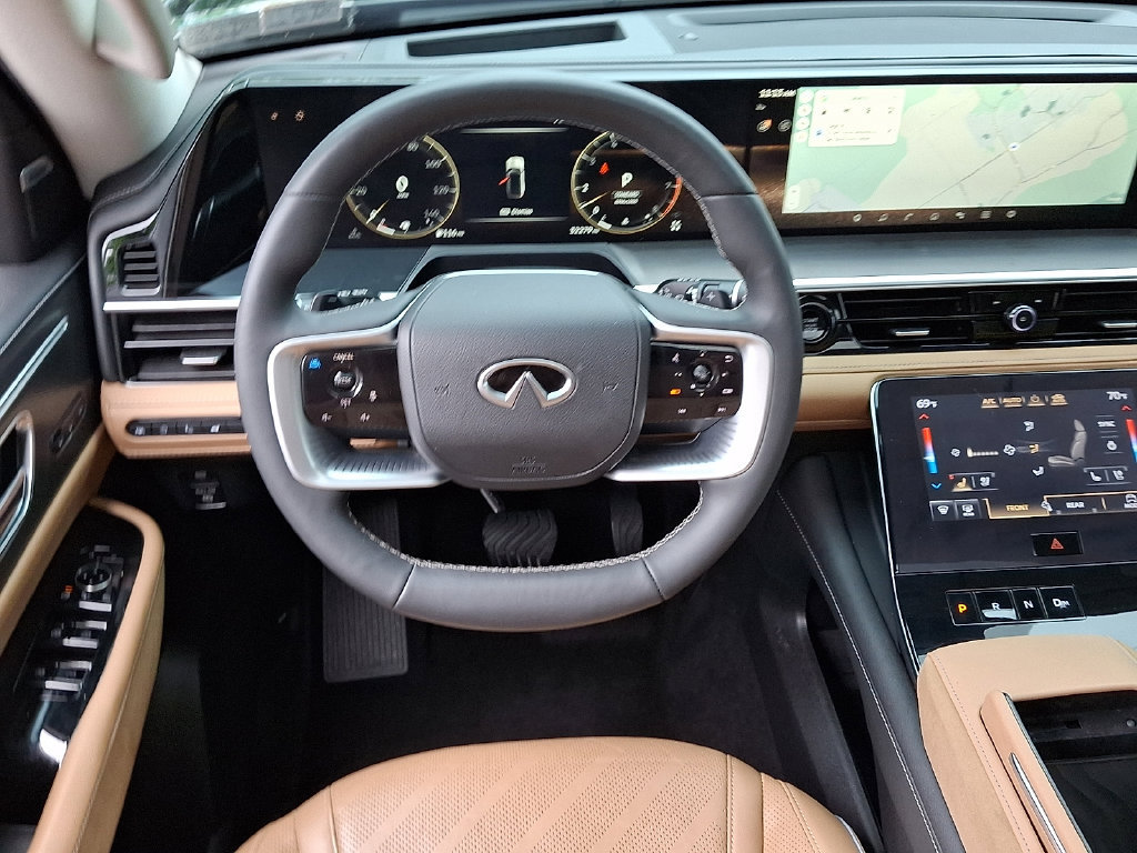 Used 2025 INFINITI QX80 Luxe AWD/4WD image 12