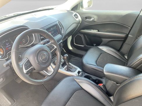 Used 2021 Jeep Compass Latitude AWD/4WD image 31