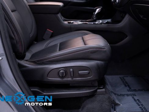 Used 2023 Chevrolet Traverse RS w/ LPO, Floor Liner Package AWD/4WD image 55