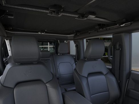 New 2026 Ford Bronco Badlands AWD/4WD image 12