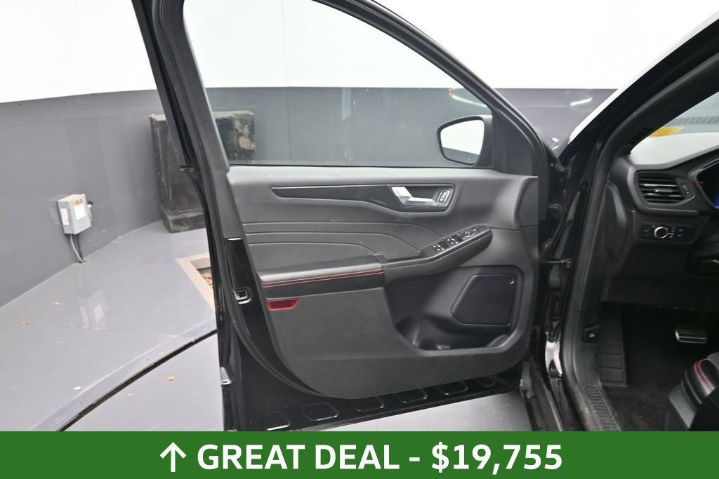 Used 2024 Ford Escape ST-Line AWD/4WD image 18