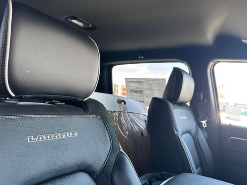 New 2026 RAM 1500 Laramie AWD/4WD image 15