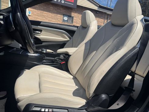 Used 2018 BMW 430i Convertible image 18