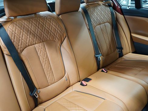 Used 2022 BMW ALPINA B7 xDrive w/ Luxury Rear Seating Package AWD/4WD image 21
