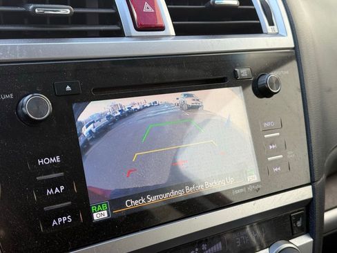 Used 2017 Subaru Outback 2.5i Limited image 15