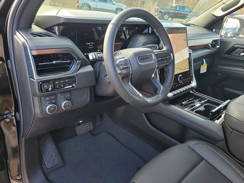 New 2026 GMC Yukon Denali image 18