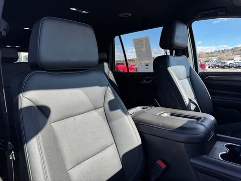 Used 2022 Chevrolet Tahoe Z71 w/ Z71 Off-Road Package AWD/4WD image 25