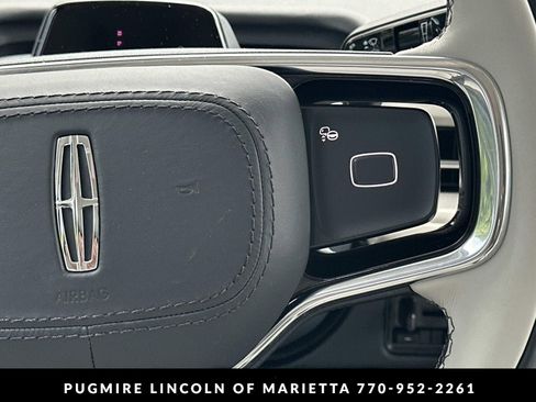 New 2026 Lincoln Navigator L Reserve AWD/4WD image 28