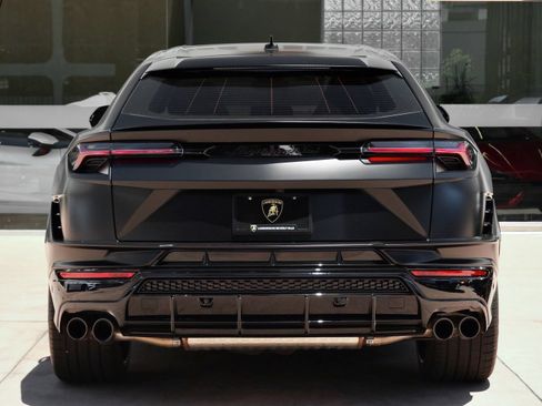 Used 2023 Lamborghini Urus S AWD/4WD image 4