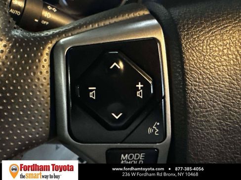 Used 2023 Toyota 4Runner Limited AWD/4WD image 21