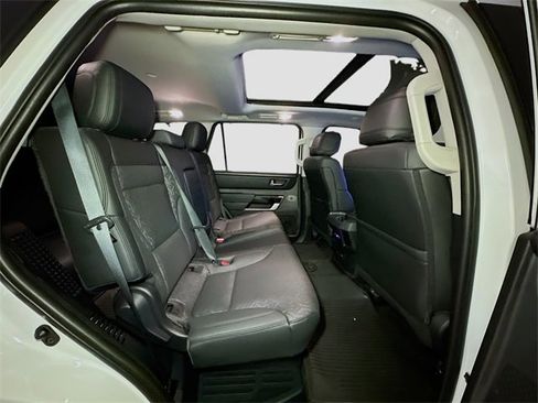 Used 2024 Toyota Sequoia Limited image 22