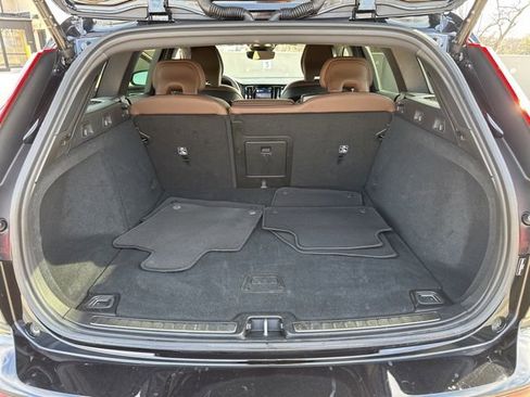 Certified 2025 Volvo V60 B5 Cross Country Plus image 35
