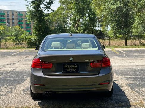 Used 2013 BMW 328i xDrive Sedan AWD/4WD image 13