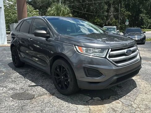 Used 2018 Ford Edge SE FWD image 10