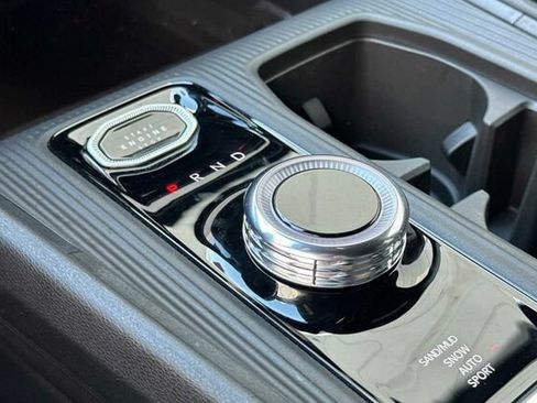 New 2026 Jeep Cherokee Limited AWD/4WD image 18