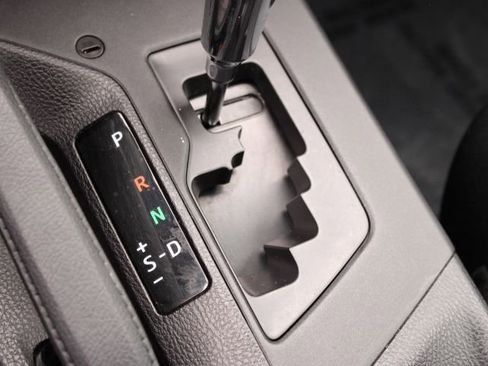 Used 2018 Toyota RAV4 LE w/ All Weather Liner Package image 15