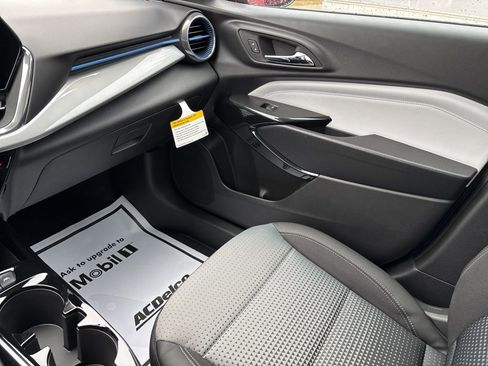 New 2026 Chevrolet Trax LT w/ LT Convenience Package image 19