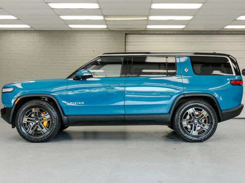 Used 2023 Rivian R1S Adventure AWD/4WD image 6