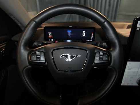 Used 2021 Ford Mustang Mach-E Premium image 13