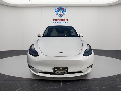 Used 2020 Tesla Model Y Long Range image 8