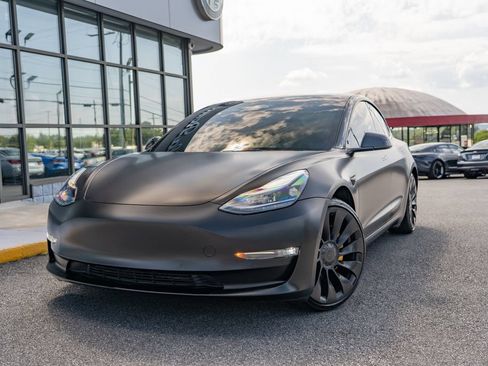 Used 2022 Tesla Model 3 Performance AWD/4WD image 2