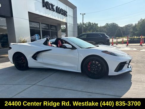 Used 2023 Chevrolet Corvette Stingray Preferred Conv w/ Z51 Performance Package RWD image 17