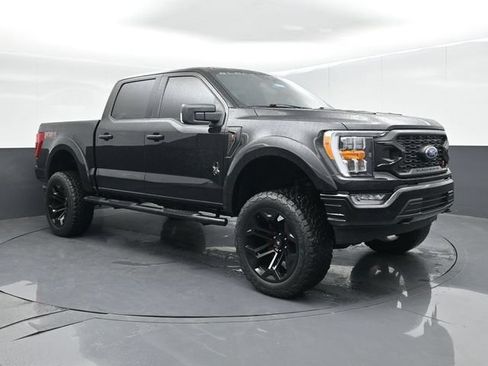 Used 2022 Ford F150 XLT w/ Equipment Group 302A High AWD/4WD image 2
