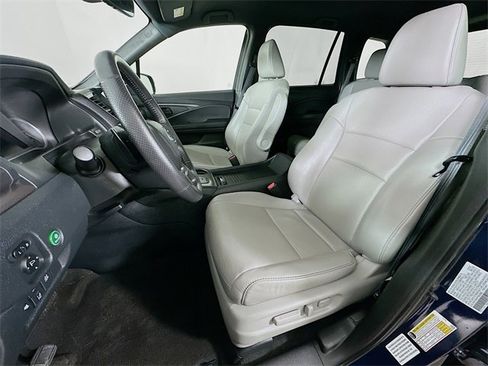 Certified 2023 Honda Passport EX-L image 30