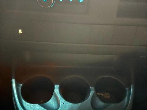 Used 2014 Chevrolet Express 3500 image 24