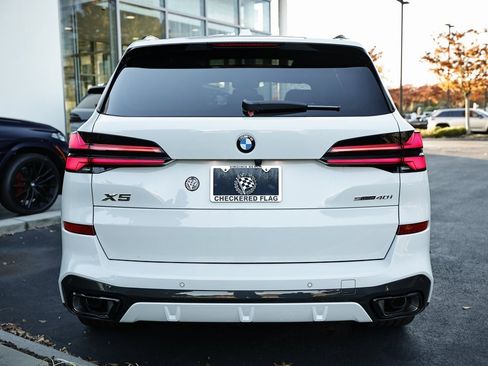 New 2026 BMW X5 sDrive40i image 10