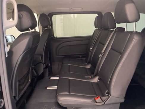 Used 2023 Mercedes-Benz Metris Passenger image 11