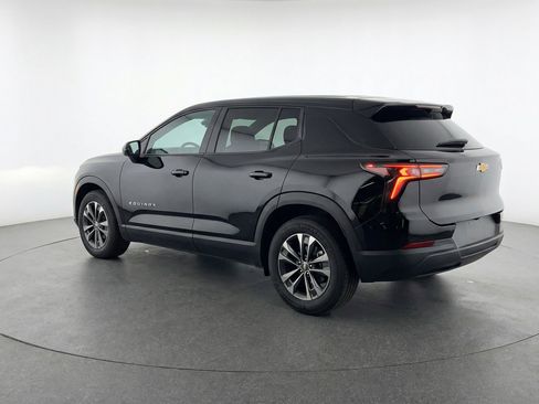 Used 2025 Chevrolet Equinox LT image 6