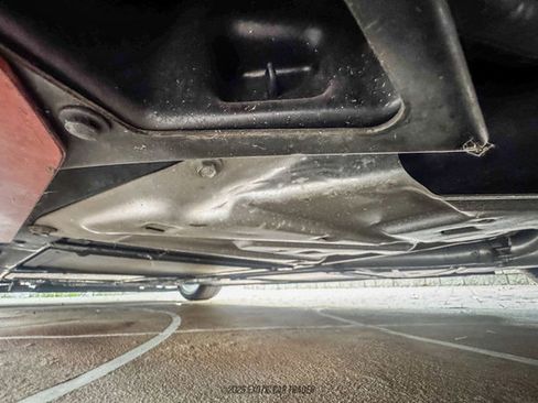 Used 2006 Chevrolet Corvette Convertible w/ Preferred Equipment Group image 76