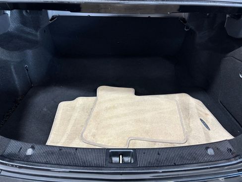 Used 2013 Mercedes-Benz C 250 Sedan image 27
